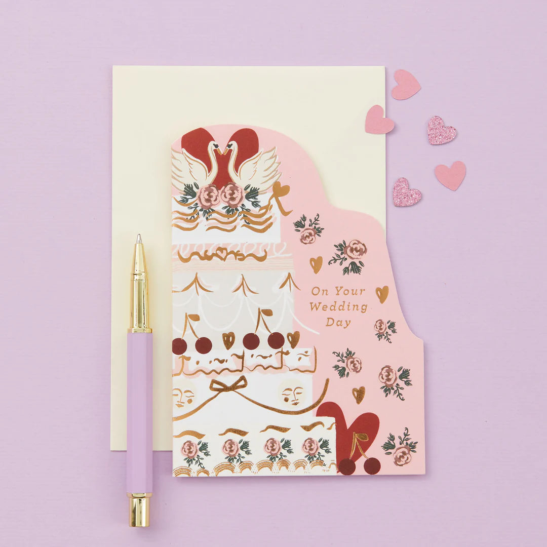 VINTAGE WEDDING CAKE